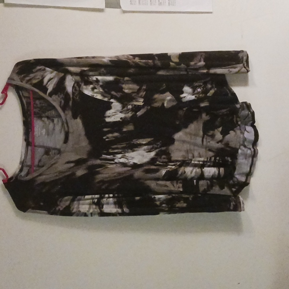 Vera Wang tie dye long sleeve Top